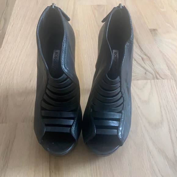 BCBGMAXAZRIA Black Platform Booties - Picture 3 of 7